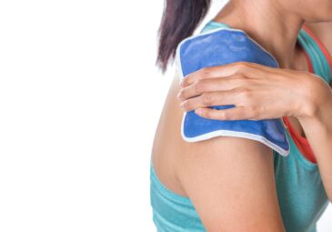 Injury Myths Debunked: Should I Use Heat or Ice for Pain?